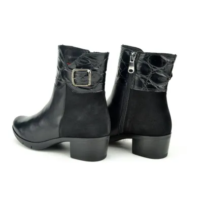 13-1273 Oldy Cayman Negro